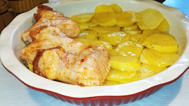 Крылышки с картошкой