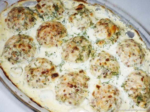 Нежные тефтельки с начинкой и вкусным соусом