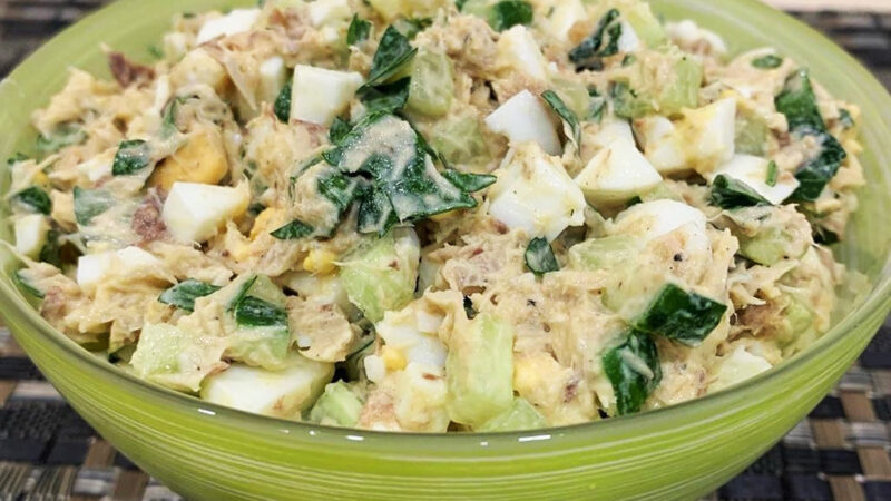 Oчeнь пpocтoй и вкусный салат