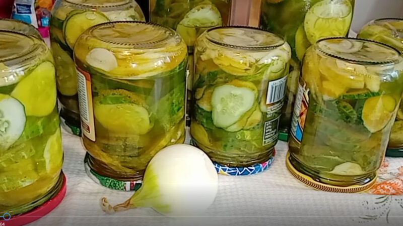 Огурцы с карри на зиму