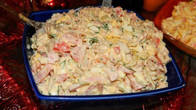 САЛАТ «ПРАЗДНИЧНЫЙ»