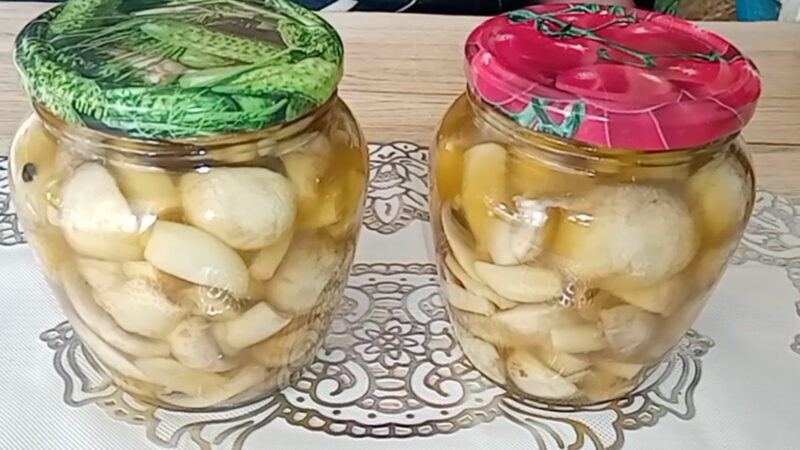 Быстрые маринованные шампиньоны за 8 минут
