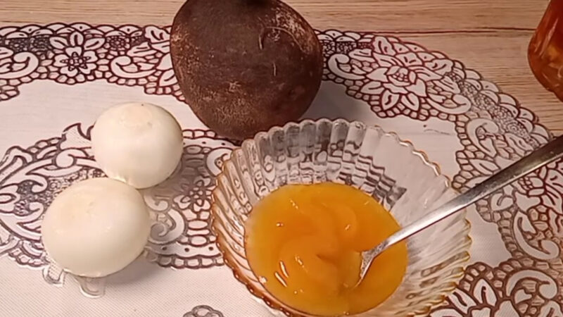 Средство от кашля. Черная редька и лук спасут от кашля