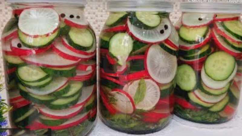 Маринованный салат с редиской