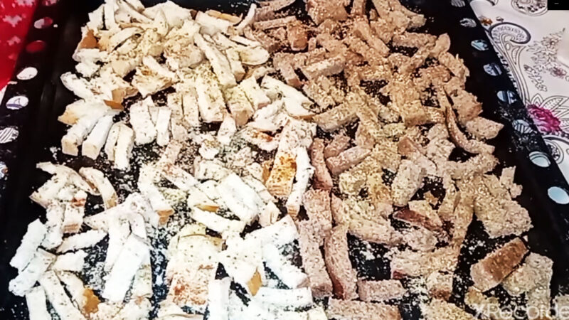 Как сделать домашние сухарики