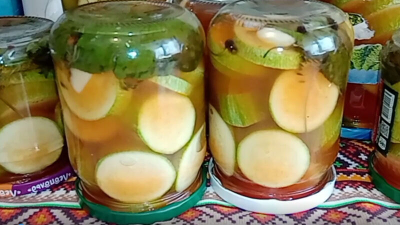 Хрустящие маринованные кабачки с шашлычным кетчупом