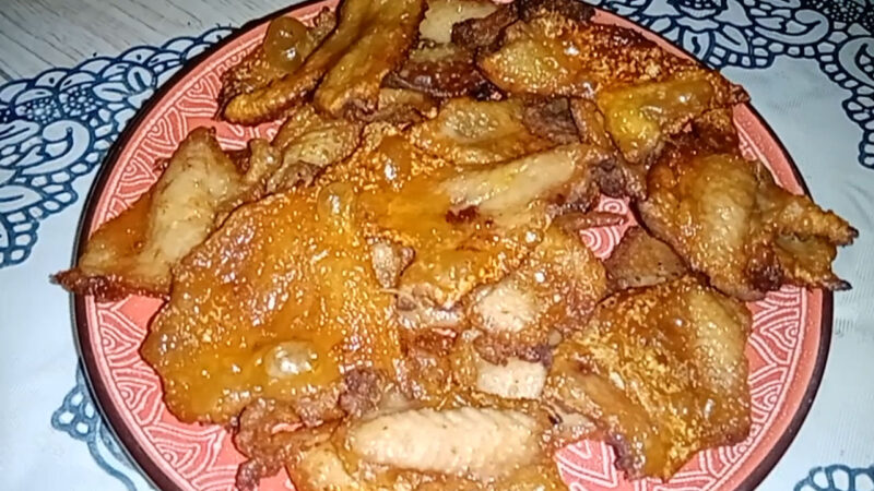 Как приготовить куриные шкурки