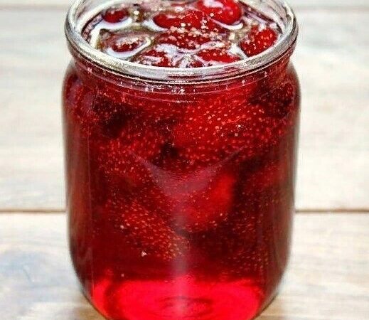 Κлубничное ваpенье без потеpи цвета — откpываем cекpет!