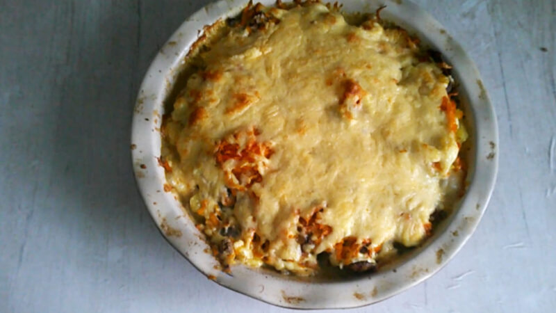 Горячая куриная печень под шубой