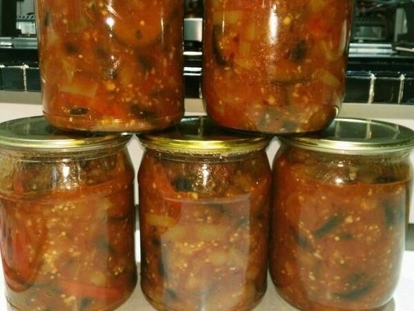 Остро-сладкие баклажаны с болгарским перцем