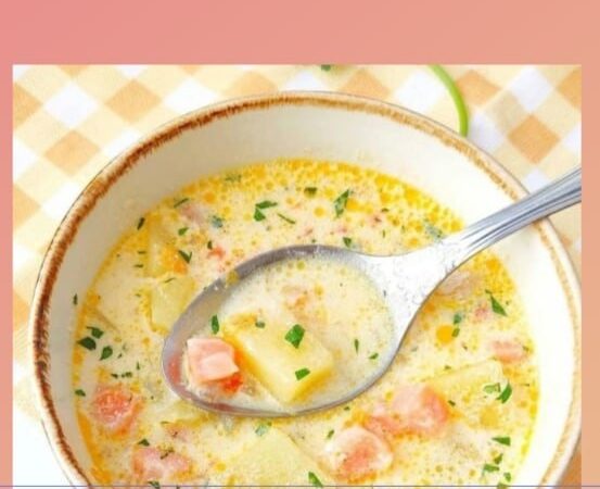 Сливочный суп с форелью и овощами