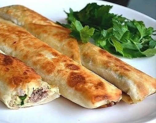 Лаваш із начинкою в духовці