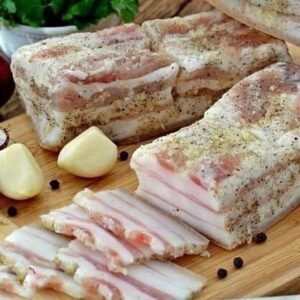 Сало в часниковому маринаді